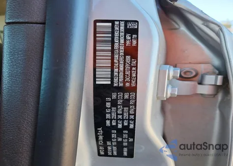 2015 Jeep Renegade Limited z USA, uszkodzony, nr VIN ZACCJBDT0FPC45698